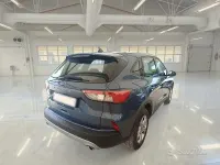 Usata Ford Kuga 120 CV (88 kW) 2022 Blu SUV