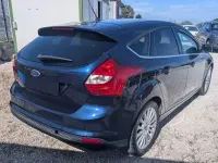 Usata Ford Focus Titanium 116 CV (85 kW) 2011 Blu Berlina