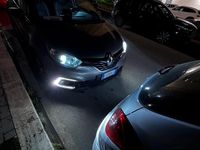 Usado Renault Captur 90 CV (66 kW) 2018 Gris SUV