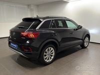 Usata VW T-Roc Edition 116 CV (85 kW) 2024 Nero SUV