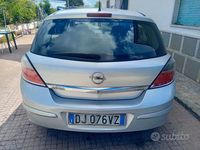 Usata Opel Astra 90 CV (66 kW) 2008 Grigio Utilitaria