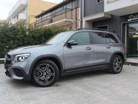 Usata Mercedes GLB220 Premium 190 CV (139 kW) 2022 Grigio montagna metallizzato SUV