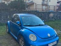 Usata VW New Beetle 150 CV (110 kW) 2000 Blu Utilitaria