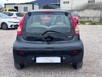 Usata Peugeot 107 54 CV (39 kW) 2008 Grigio Utilitaria