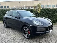 Usata Porsche Cayenne Platinum Edition 245 CV (180 kW) 2012 Nero SUV