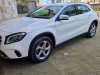 Usata Mercedes GLA200 136 CV (100 kW) 2018 Bianco SUV