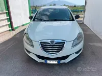 Usata Lancia Delta Gold 120 CV (88 kW) 2013 Bianco Utilitaria