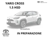 Usata Toyota Yaris Cross Lounge 116 CV (85 kW) 2022 Grigio SUV