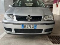 Usata VW Polo 50 CV (36 kW) 2001 Grigio Berlina
