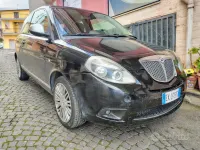 Usata Lancia Ypsilon 75 CV (55 kW) 2011 Nero Utilitaria