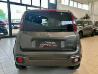Usata Fiat Panda Cross S 69 CV (50 kW) 2023 Grigio scuro Utilitaria