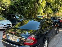 Usata Mercedes E220 Elegance 170 CV (125 kW) 2006 Nero Berlina