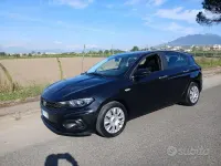 Usata Fiat Tipo Lounge 95 CV (69 kW) 2019 Nero Berlina