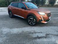 Usata Peugeot e-2008 100 kW (136 CV) 2022 Bianco SUV