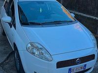 Usata Fiat Grande Punto 75 CV (55 kW) 2009 Bianco Utilitaria