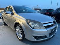 usata Opel Astra 1.6 16V Twinport 5 porte