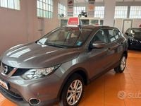 Usata Nissan Qashqai Acenta 110 CV (80 kW) 2017 Grigio SUV