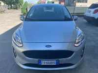 Usado Ford Fiesta 69 HP (50 kW) 2019 Cinzento Citadino