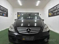 Usata Mercedes B180 109 CV (80 kW) 2008 Nero Monovolume