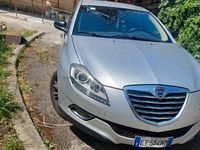 Usata Lancia Delta 120 CV (88 kW) 2013 Grigio Utilitaria