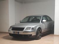 Usata VW Passat Highline 131 CV (96 kW) 2005 Grigio Berlina