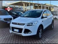 Usata Ford Kuga Titanium 163 CV (119 kW) 2014 Bianco SUV