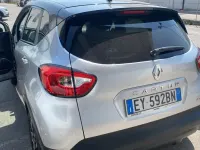 Usata Renault Captur 90 CV (66 kW) 2015 Argento SUV