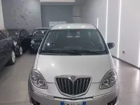 Usata Lancia Musa 95 CV (69 kW) 2012 Grigio Monovolume