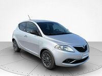 Usata Lancia Ypsilon S 69 CV (50 kW) 2017 Grigio argento Utilitaria