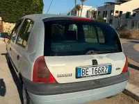 Usata Renault Clio II 64 CV (47 kW) 1999 Grigio Berlina