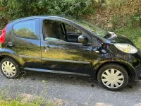 Usata Peugeot 107 68 CV (50 kW) 2008 Nero Utilitaria