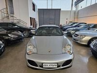 Usata Porsche 911 Carrera 4S 320 CV (235 kW) 2002 Argento Coupé