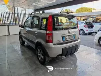 Usado Fiat Panda 4x4 Climbing 60 CV (44 kW) 2006 Gris Utilitario