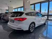 Usata Ford Focus 120 CV (88 kW) 2019 Bianco Station wagon