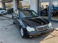 Usata Mercedes C200 122 CV (89 kW) 2003 Nero Berlina