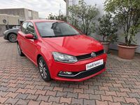 Usata VW Polo Highline 90 CV (66 kW) 2017 Rosso Berlina