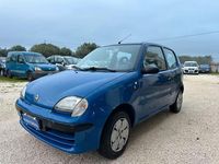 Usata Fiat 600 54 CV (39 kW) 2003 Blu Berlina