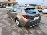 Usata Toyota Corolla Active 122 CV (89 kW) 2021 Marrone Berlina