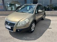 Usata Fiat Sedici 120 CV (88 kW) 2007 Oro SUV