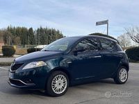 Usata Lancia Ypsilon Platinum 69 CV (50 kW) 2016 Blu Utilitaria