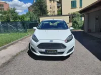 Usata Ford Fiesta Titanium 80 CV (58 kW) 2013 Bianco Berlina