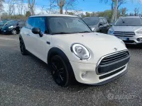 Usata Mini ONE 75 CV (55 kW) 2017 Bianco Utilitaria
