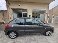 Usata Peugeot 206+ 68 CV (50 kW) 2011 Grigio Utilitaria