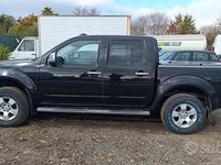 Usata Nissan Navara 190 CV (139 kW) 2015 Nero Pick-up