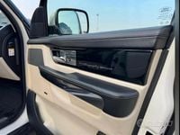 Usado Land Rover Range Rover 272 HP (200 kW) 2010 SUV