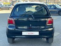 usata Toyota Yaris 1.3i 16V cat 3 porte Luna