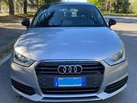Usata Audi A1 Sportback Ambiente 95 CV (69 kW) 2015 Argento Utilitaria