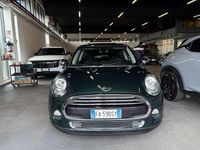 Usata Mini Cooper D 116 CV (85 kW) 2015 Verde Utilitaria