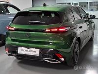 Usata Peugeot 308 Allure 130 CV (95 kW) 2025 Verde Berlina