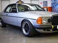 Usata Mercedes 280 220 CV (161 kW) 1980 Argento Coupé